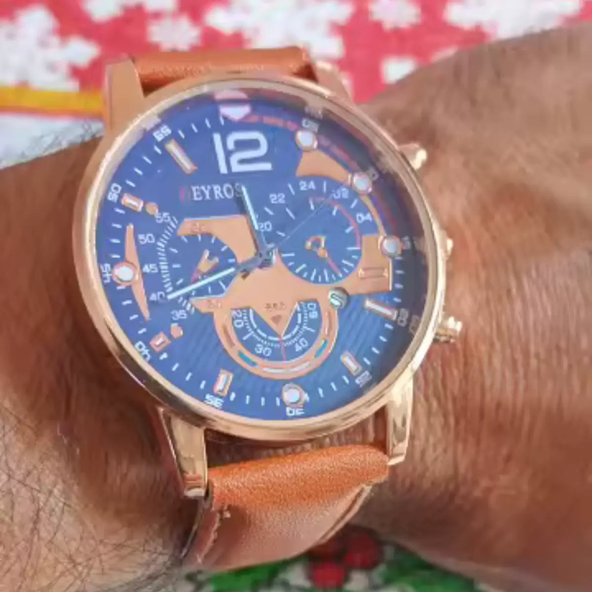Relógio Masculino de Couro com Pulseira